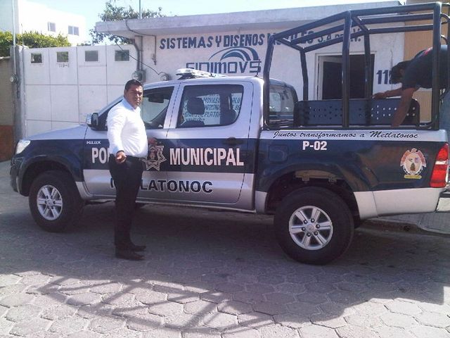 VENTA Y EQUIPAMIENTO DE PATRULLAS MARCA WHELEN SDM GLOBAL